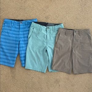 Boys volcom shorts 3pack size 25